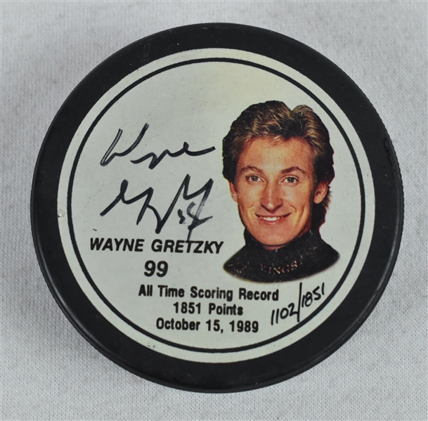 Wayne Gretzky Autographed Hockey Puck