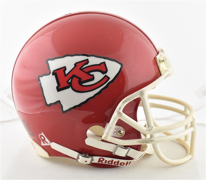 Willie Davis 1993 Kansas City Chiefs Game Used Helmet