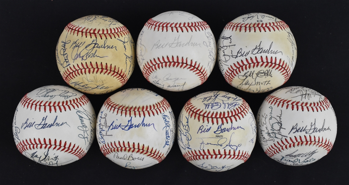 Minnesota Twins 1980s Lot of 7 Team Signed Baseballs 