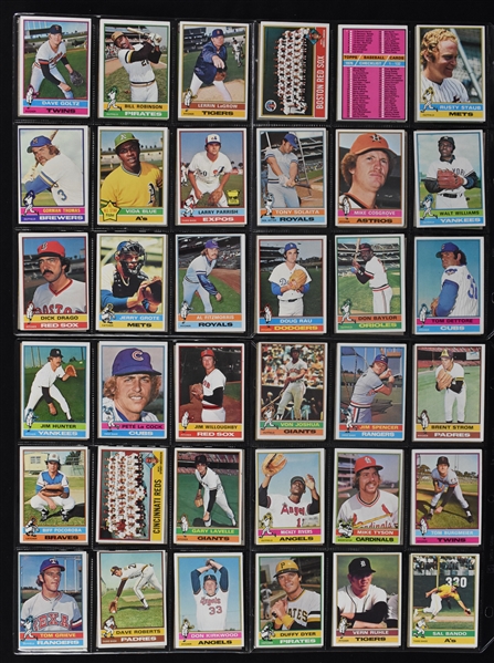 Vintage 1976 Topps Baseball Card Complete Set w/Hank Aaron George Brett Robin Yount & Nolan Ryan