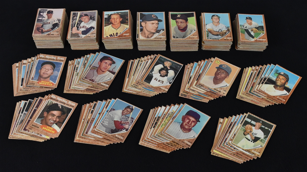 Collection of 1962 Topps Baseball Cards 