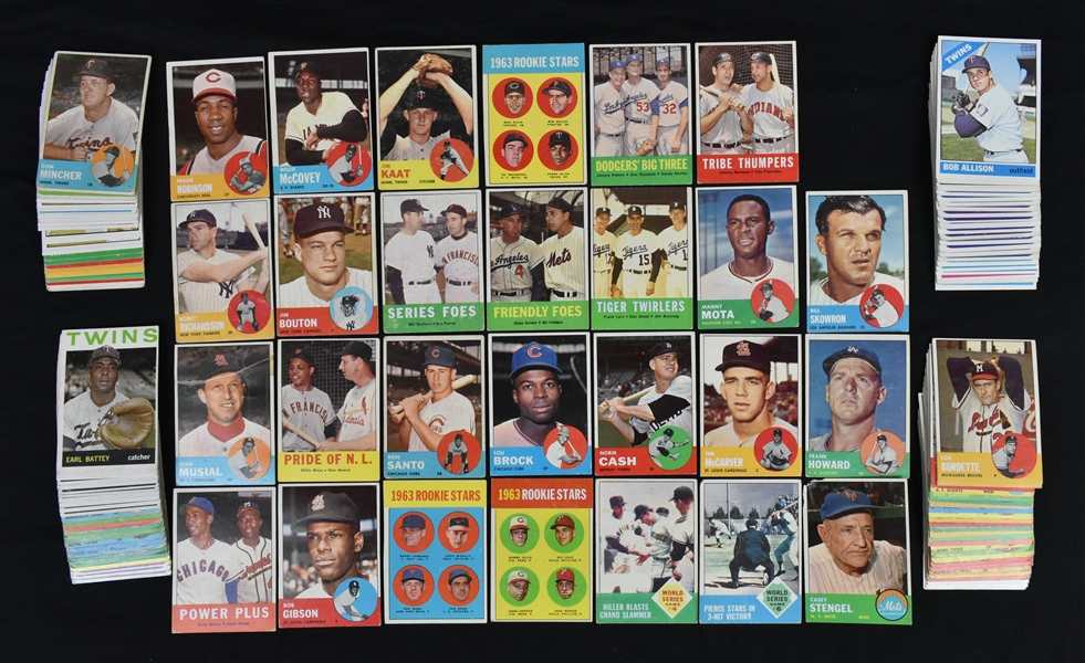 Collection of 1963-1966 Topps Baseball Cards w/Frank Robinson Stan Musial & Tony Oliva Rookie