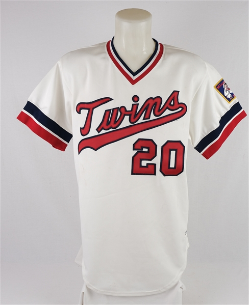 Dave Engle 1984 Minnesota Twins Game Used Jersey