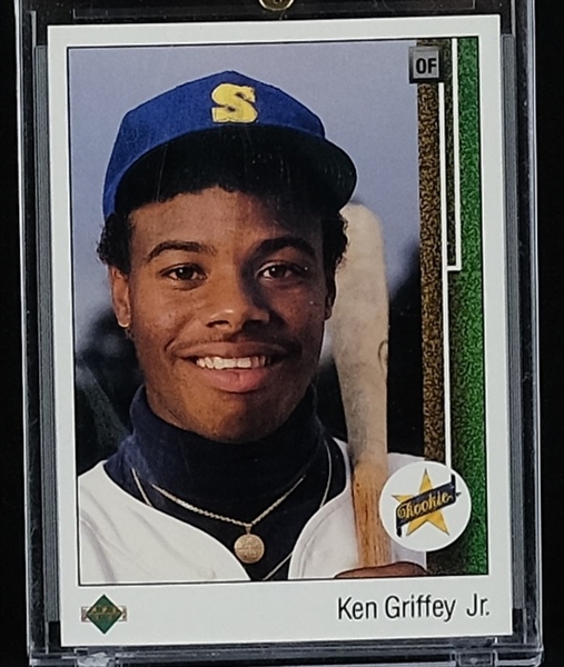 Collection of 1989 Upper Deck Baseball Cards w/Ken Griffey Jr. Rookie Card