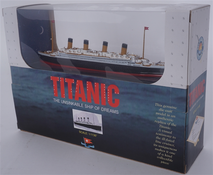 Titanic Die Cast Figurine w/Original Box