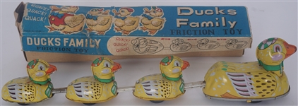 Vintage Ducks Family Friction Toy w/Original Box