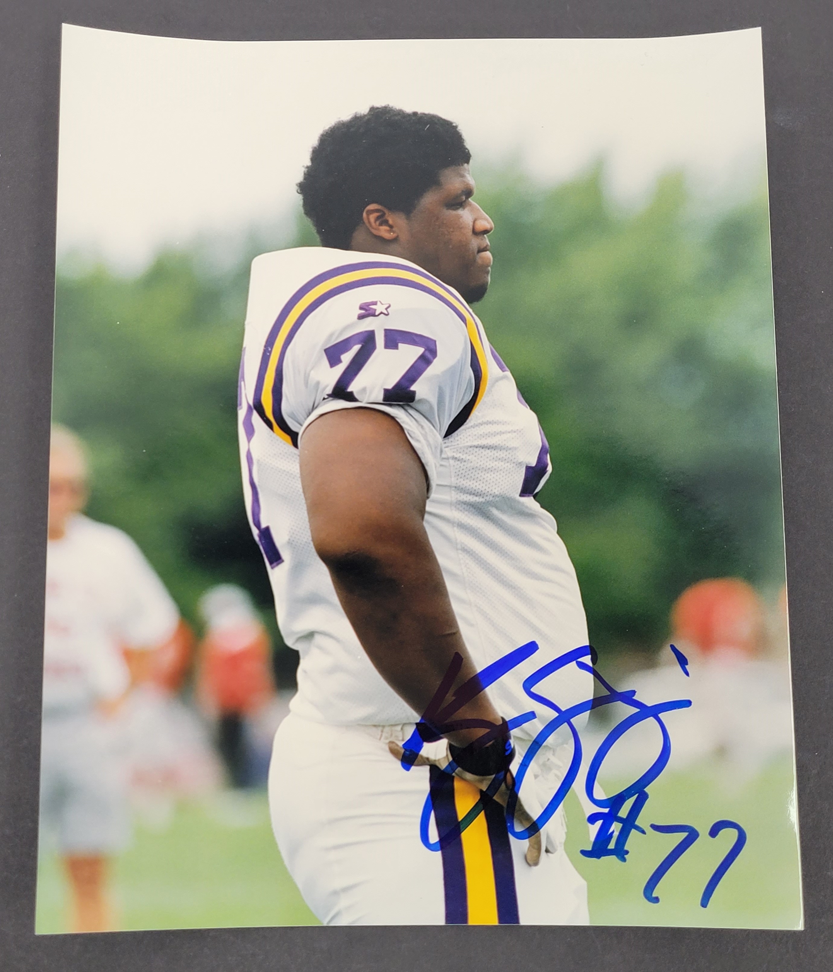 Lot Detail - Korey Stringer Autographed 8x10 Photo PSA/DNA