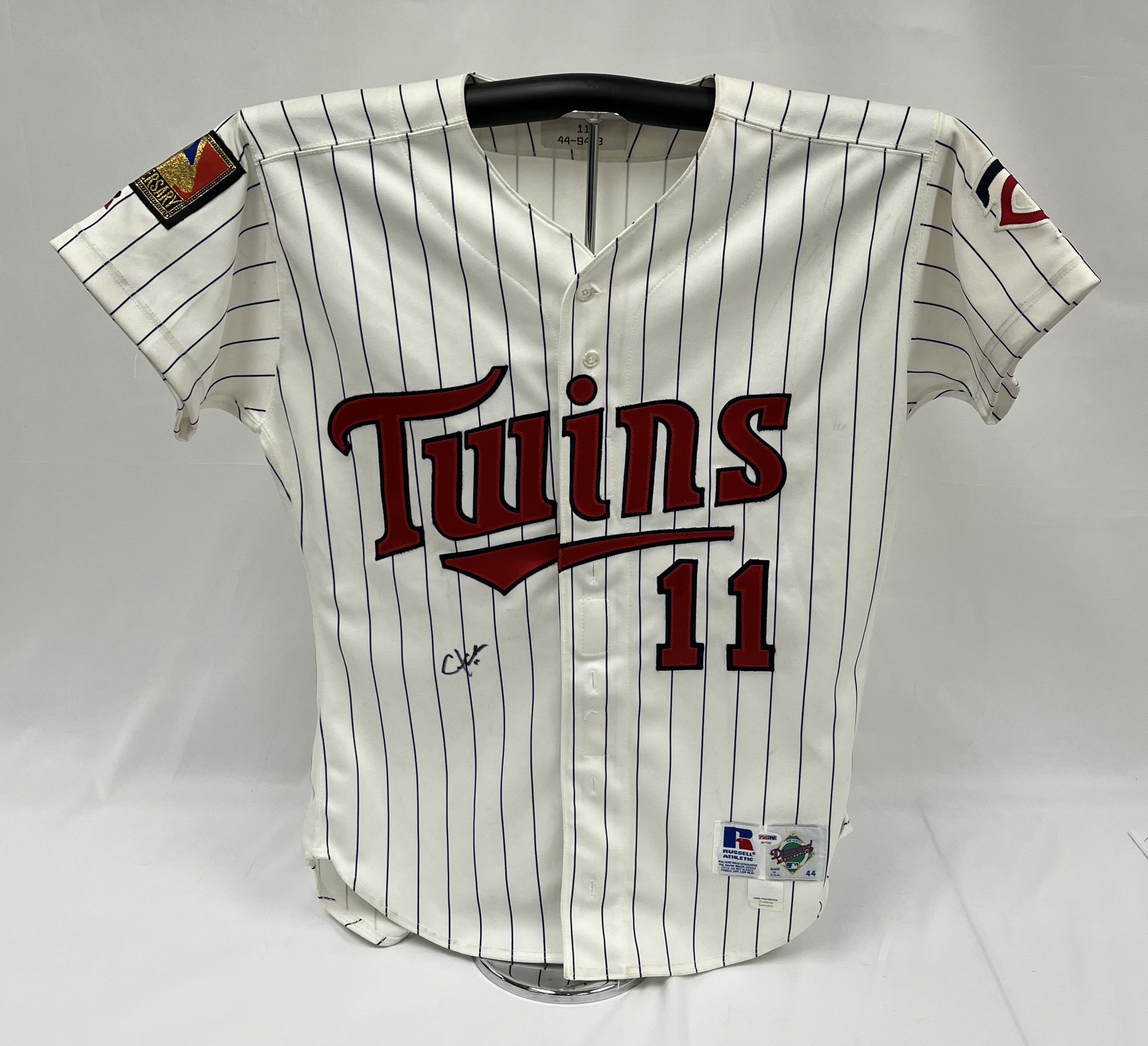 Lot Detail - Chuck Knoblauch 1994 Minnesota Twins Game Used & Autographed  Jersey PSA/DNA From All-Star Season