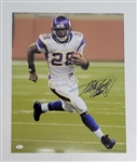 Adrian Peterson Autographed Minnesota Vikings 16x20 Photo JSA