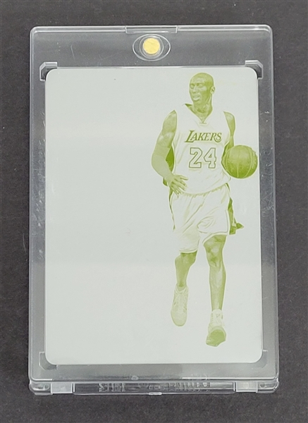 Kobe Bryant 2014-15 Panini Immaculate Collection Sole of the Game Yellow Printing Plate Card 1/1