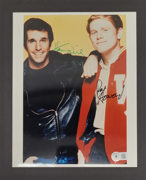 Henry Winkler & Ron Howard Dual Autographed 8x10 Photo Beckett