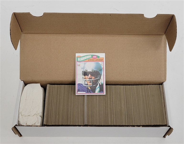 1977 Topps Football Complete Set w/ Steve Largent Rookie
