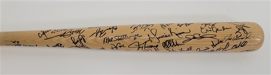 1998 New York Yankees World Series Champions Team Signed Louisville Slugger Bat w/ Jeter & Rivera Beckett LOA