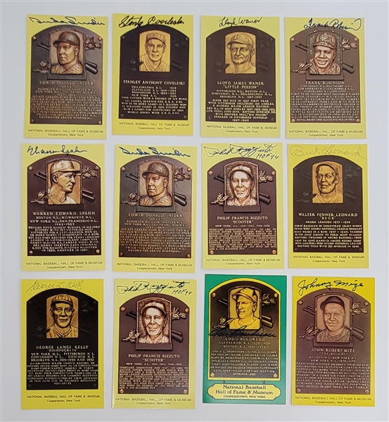 Lot of 21 Autographed Hall of Fame Plaque Postcards w/ Mantle, Mays, DiMaggio, Paige Beckett 