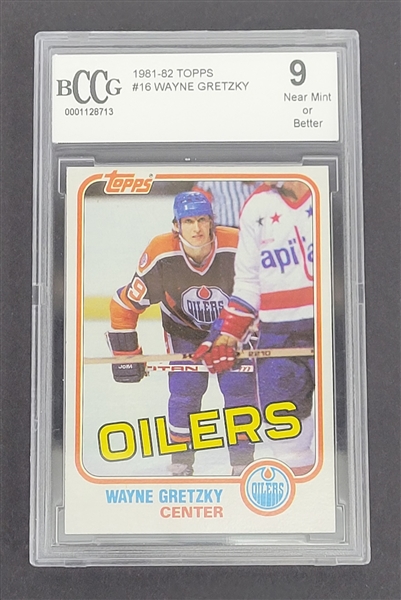 Wayne Gretzky 1981-82 Topps #16 Hockey Card BCCG 9 NM