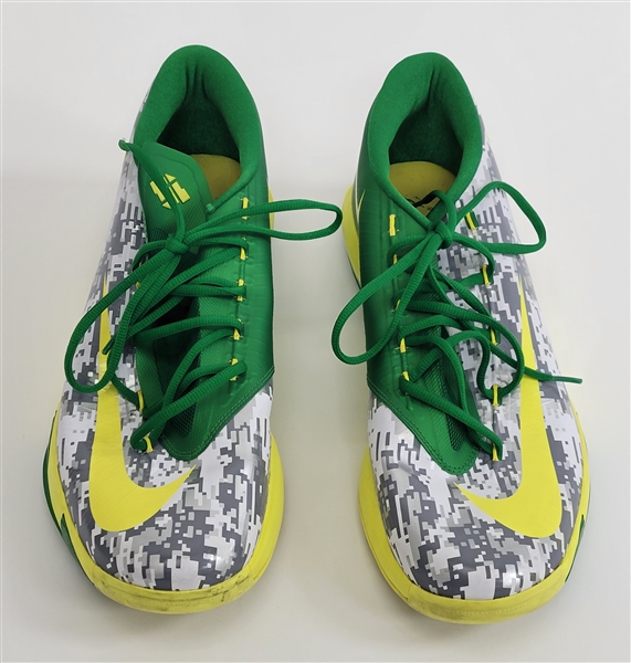 Kevin Durant 2013 Game Issued Nike KD6 ‘Oregon Armed Forces Classic PE Basketball Shoes