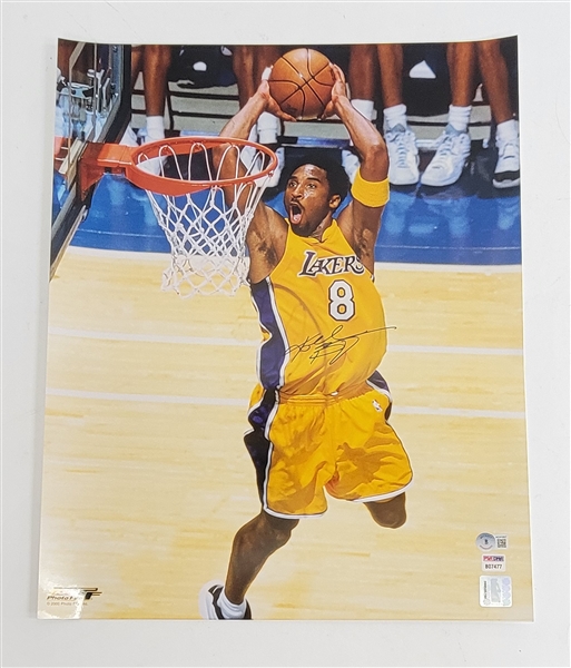 Kobe Bryant Autographed 16x20 Photo PSA/DNA & Beckett LOA