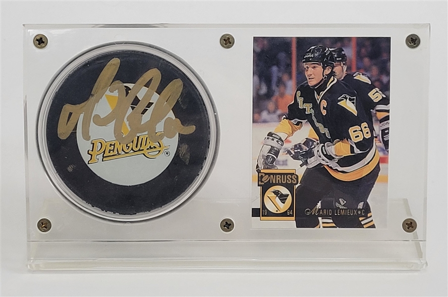 Mario Lemieux Autographed Pittsburgh Penguins Hockey Puck w/ Card Penguins LOA