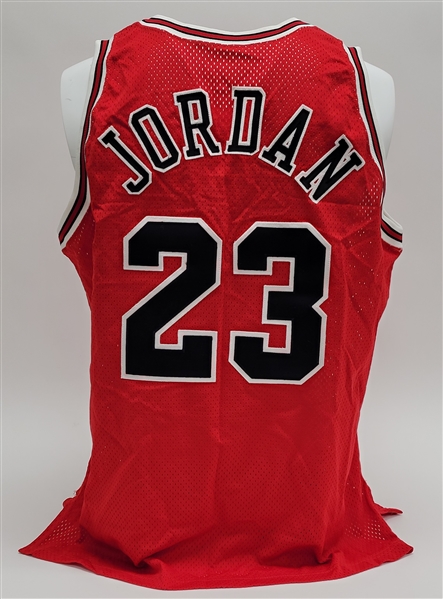 Michael Jordan 1995-96 Chicago Bulls Professional Model Jersey
