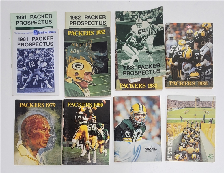 Lot of 11 Green Bay Packers Vintage Media Guides & Prospectuses