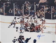 Mark Pavelich Autographed 16x20 Olympic Photo Beckett