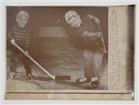 Bobby Hull Vintage 1967 AP Wire Photo