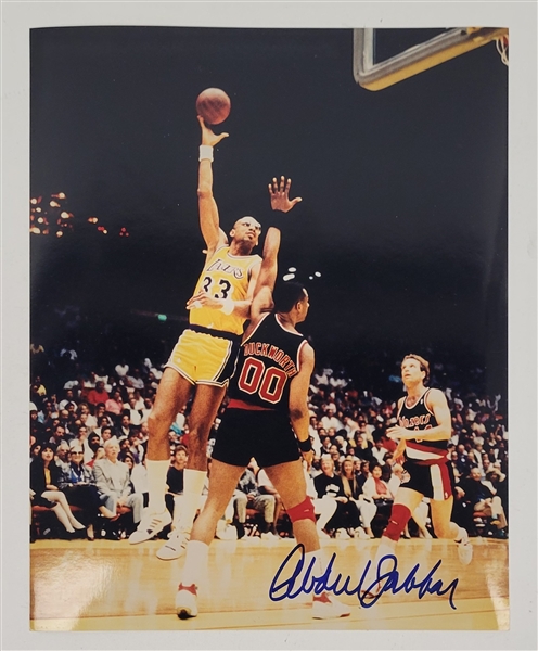 Kareem Abdul-Jabbar Autographed 8x10 Photo Beckett