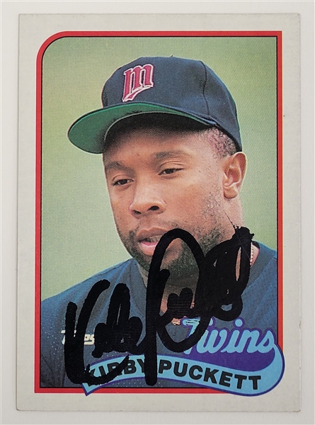 Kirby Puckett Autographed 1989 Topps #650 Card w/ Beckett LOA