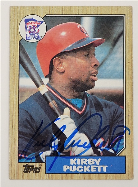 Kirby Puckett Autographed 1987 Topps #450 Card w/ Beckett LOA