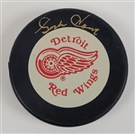 Gordie Howe Autographed Detroit Red Wings Hockey Puck UDA