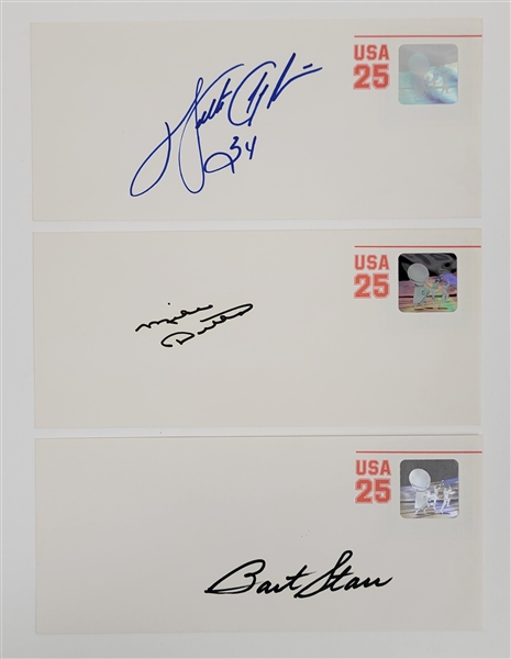 Lot of 3 Bart Starr, Walter Payton, & Mike Ditka Autographed "USA 25" Envelopes Beckett