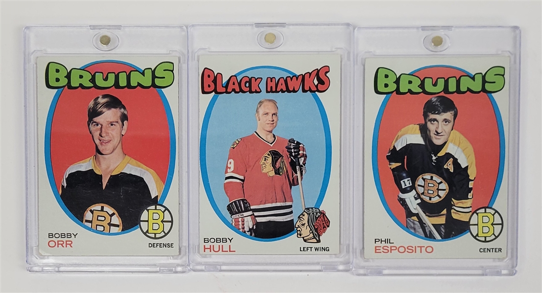 Lot of 3 Bobby Orr, Bobby Hull, & Phil Esposito 1971-72 Topps Cards