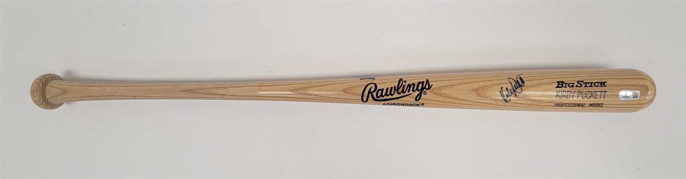 Kirby Puckett Autographed Rawlings Bat w/ Beckett LOA