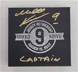 Mikko Koivu Autographed & Inscribed Jersey Retirement Puck Case w/ Puck Beckett