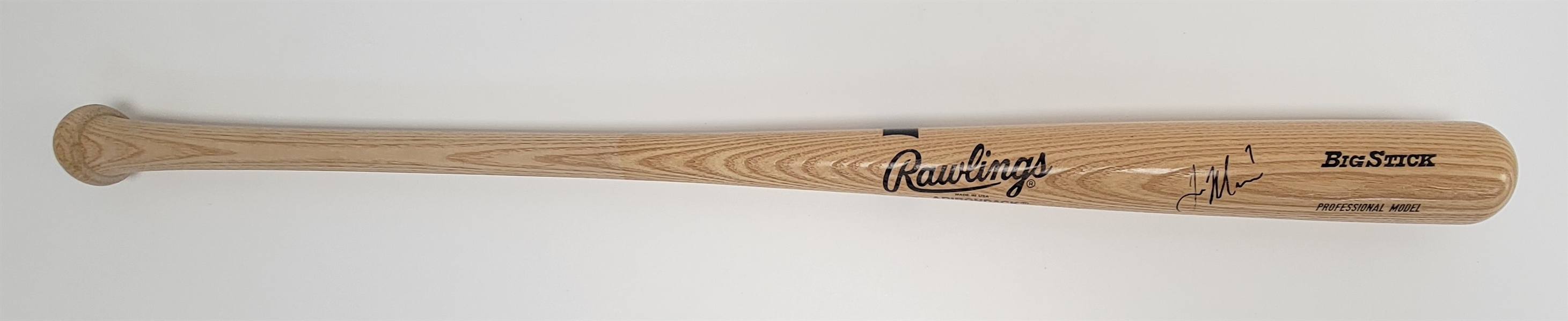 Joe Mauer Autographed Rawlings Bat Beckett