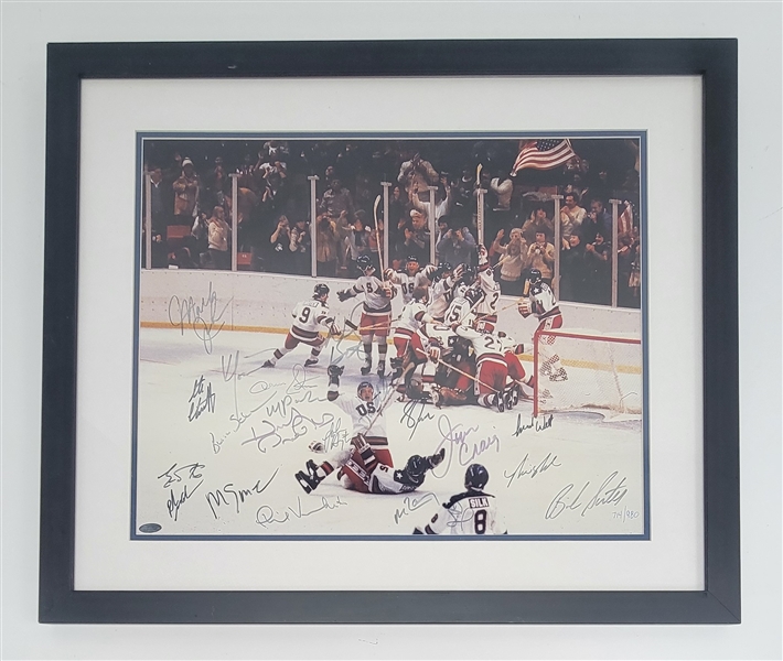 1980 Miracle Hockey Team Signed & Framed 16x20 Photo w/ Herb Brooks LE #714/980 Steiner