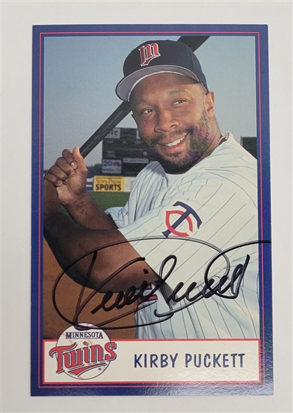 Kirby Puckett Autographed Minnesota Twins Postcard w/ Beckett LOA