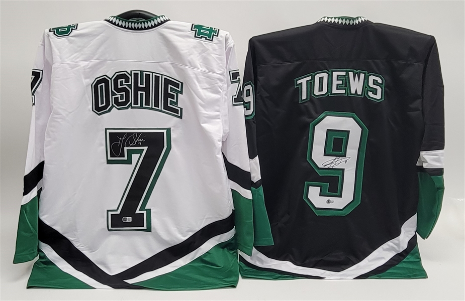 Lot of 2 Jonathan Toews & TJ Oshie Autographed Custom College Jerseys Beckett