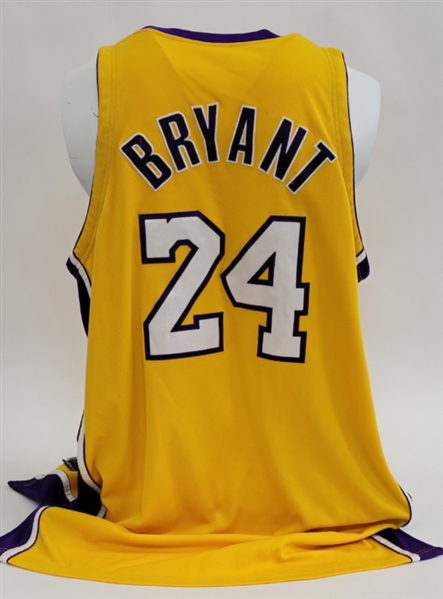 Kobe Bryant 2006-07 Los Angeles Lakers Game Used Jersey w/ DC Sports, MEARS & Dave Miedema LOA