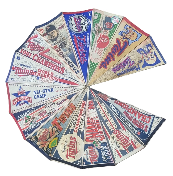 Lot of 14 Vintage Minnesota Twins Pennants