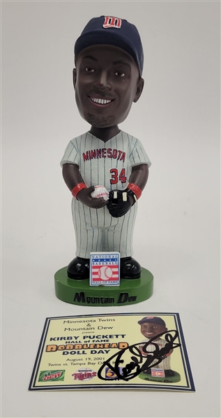 Kirby Puckett Minnesota Twins Bobblehead w/ Autographed Bobblehead Day Card Beckett LOA