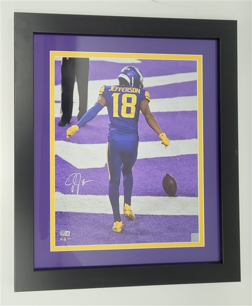 Justin Jefferson Autographed & Framed 16x20 Photo Beckett