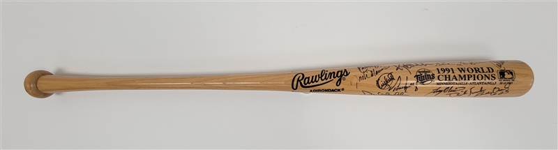 1991 Minnesota Twins Team Signed World Champions Bat w/ Puckett Beckett LOA