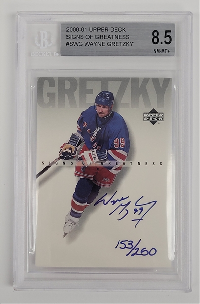 Wayne Gretzky 2000-01 Upper Deck Signs of Greatness Card LE #153/250 BGS 8.5